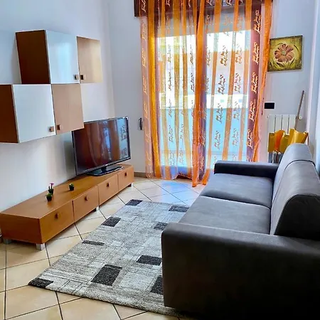 Casa Di Mirko アパート
